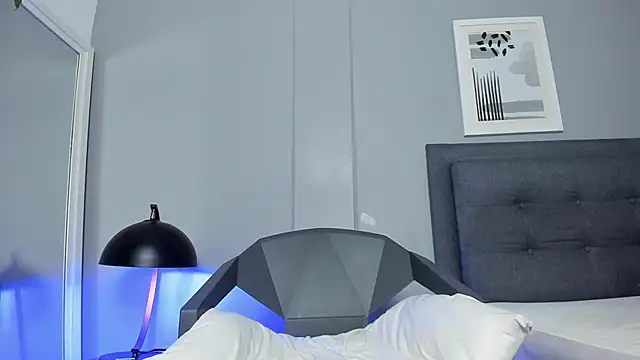 tylerffoxx (M twink) - Show hard cock