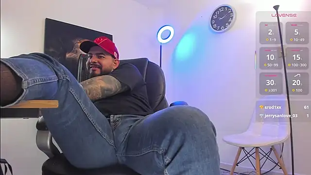 Ethan_Castellano webcam