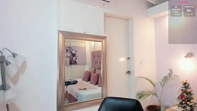 atennea_diiossa webcam