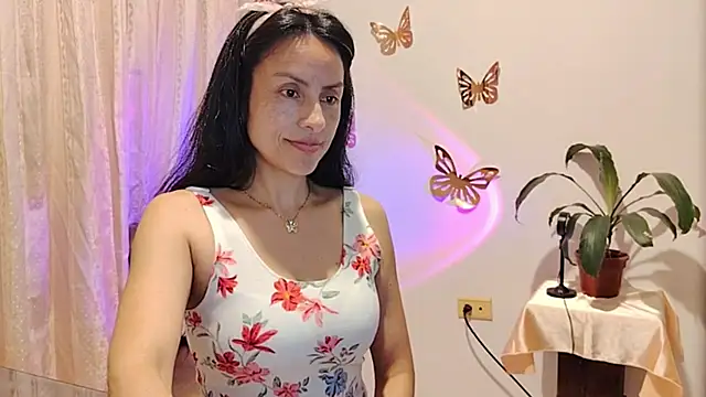 Bella_Exhibition webcam