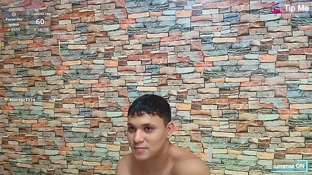 couple_lovelyds webcam