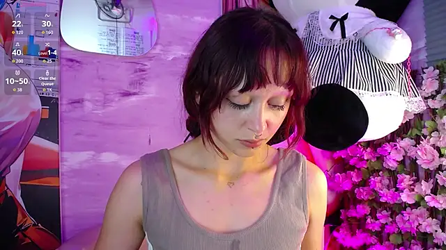 bombom_6 (F young) - boucen oil ass, + rub pussy