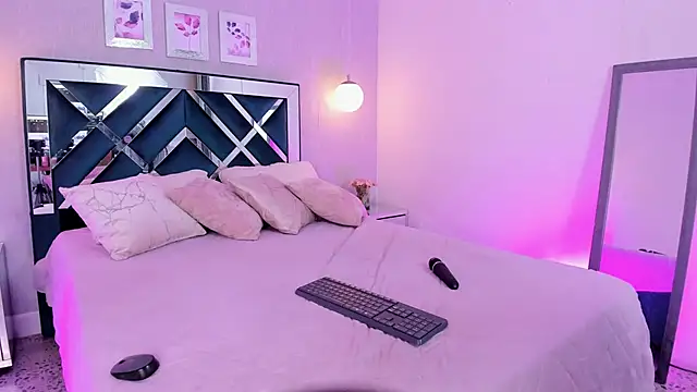 ibella7 - Ibella7's free webcam