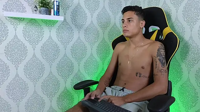 The_big_twink_x webcam