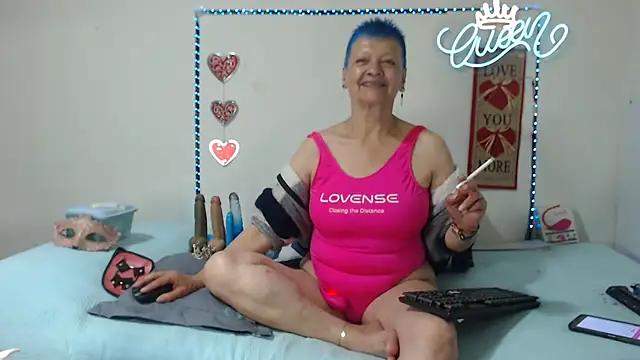 loquitaqueen011 webcam