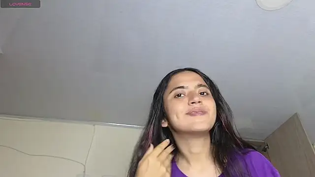 violettasummer - ViolettaSummer's free webcam - UK Sex Cams