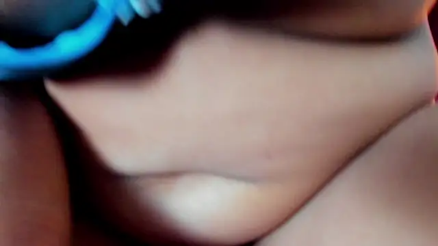 anthonelaa__ (F milf) - play with my mouth