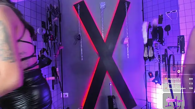 MissAlison_Monica_bdsm webcam