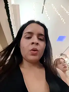 Julieth_hot-69 webcam