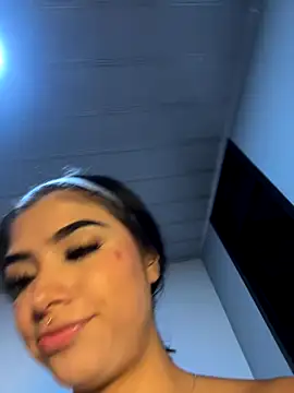 nicky_and_isabella webcam