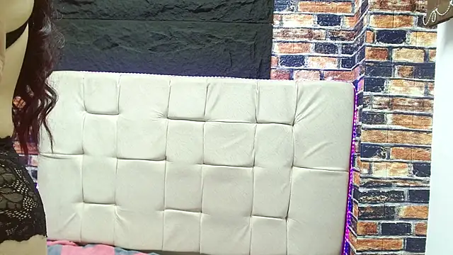 maurakloss303av webcam