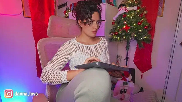 Dannaa_Lovs webcam