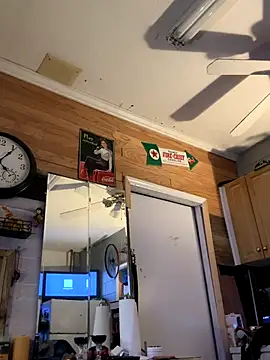 Polaroid_White webcam