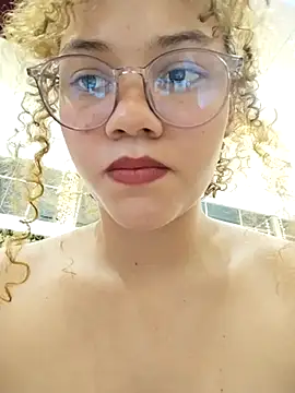 sirenrouge_69 (F young) - Twerking naked 🍑