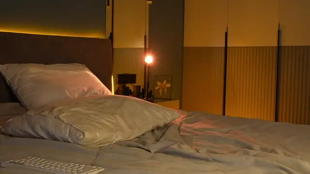 poisonn_girlll (F teen) - dildo in pussy