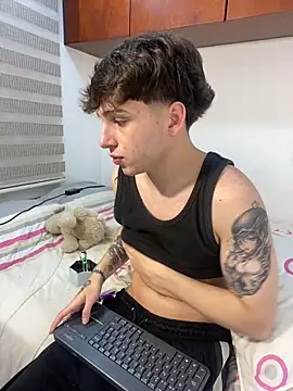 thomas_big_dick (M twink) - Hi thom