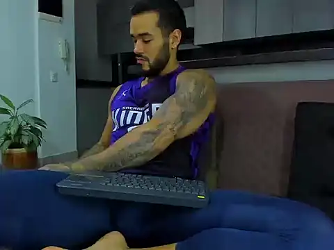 Alexander_Martines webcam