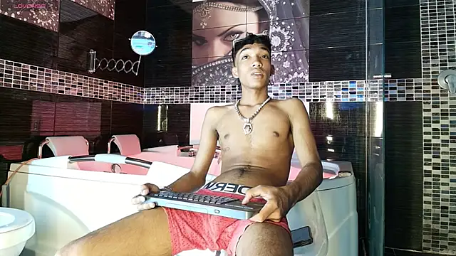 Lucass_Blaze webcam