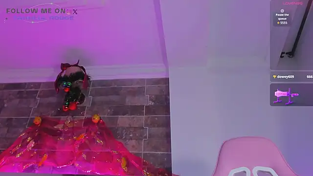 tahhlia_rouge webcam