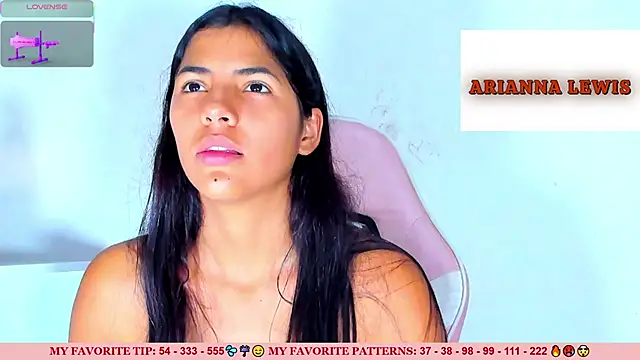 AriannaLewiis webcam