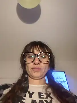 gabyenlalunax (Ask my age) - Play pussy 🍓 ticket show 24 tokens