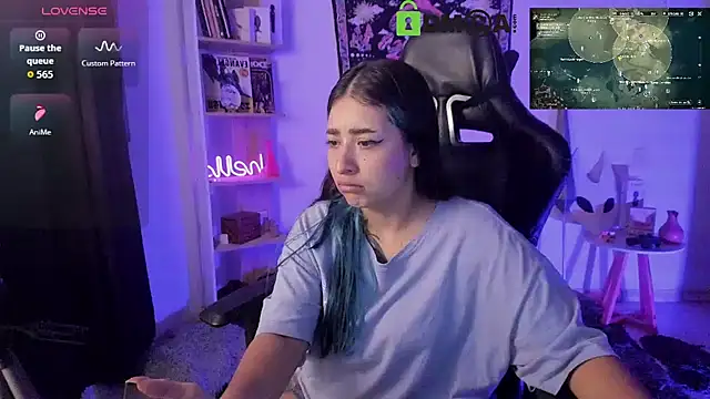 sweetcoralinee webcam