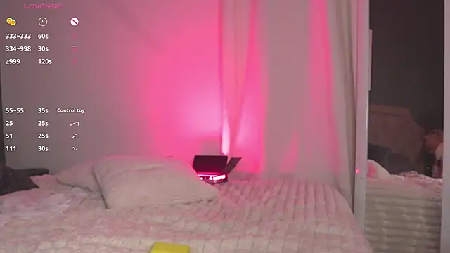 MissBunnyDoll webcam