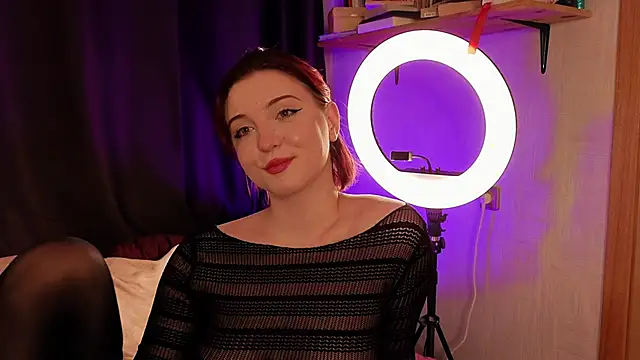 lisavamp (F young) - STRIPTEASE, TITS OUT, WETTEST SHOW 🔥