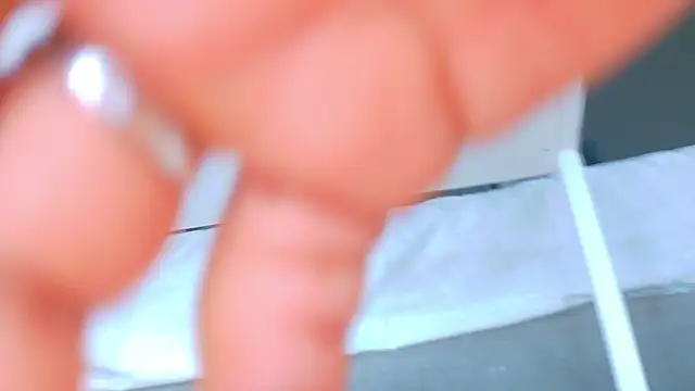 RiriiBrunette__ webcam