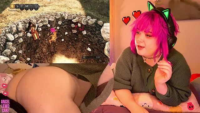 Angel-Lewd-Cake webcam
