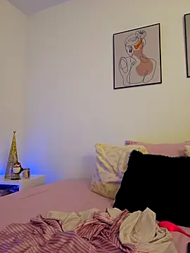 VictoriaEvaans_ webcam