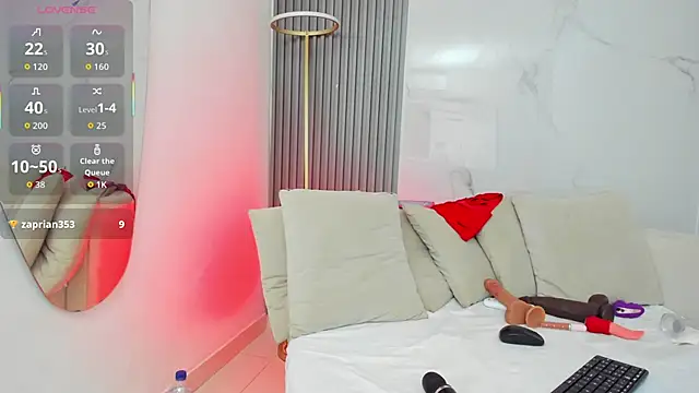 kiaratentation webcam