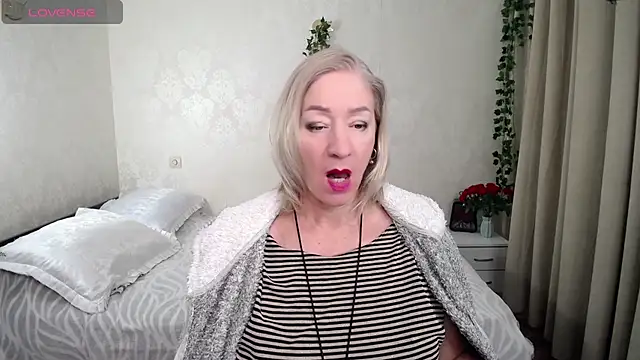 hunters_woman webcam