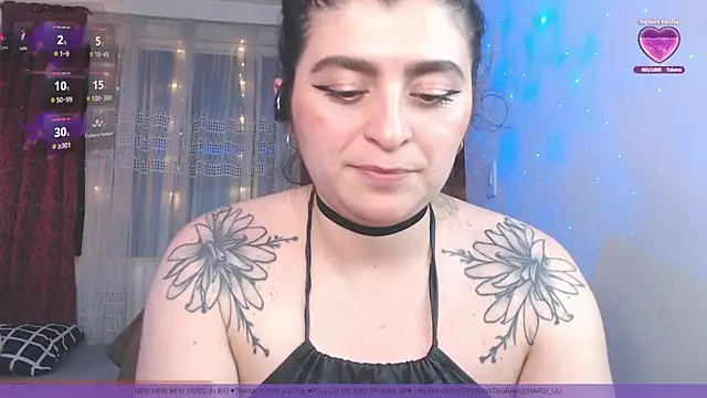 marci_owo (F young) - fuck pussy whit dildo  and squirt