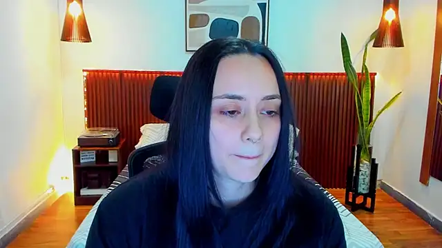 KatherineBond webcam