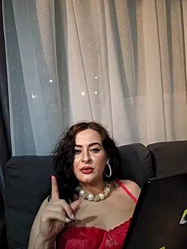 QueensInspireKings webcam