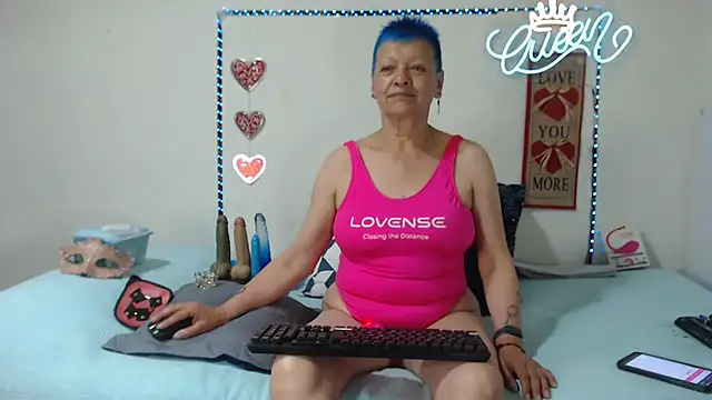 loquitaqueen011 webcam