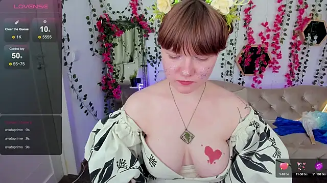 dreamyluna (F teen) - show my sexy tongue