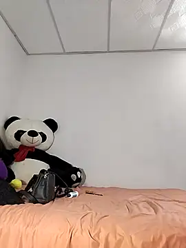 shanell_saenz webcam