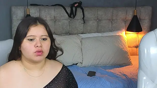 Laia_and_Aloby webcam