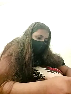 LoveLy-Soneya webcam