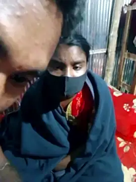 Husband25_wife18 webcam