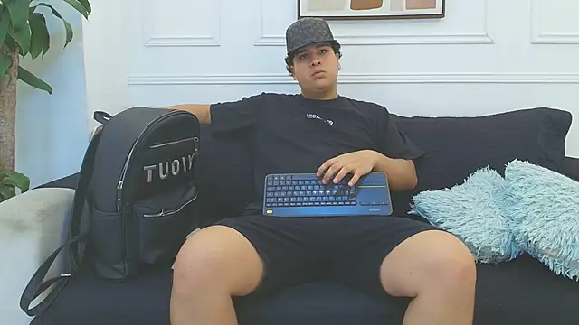 Naim_Bennetsex webcam