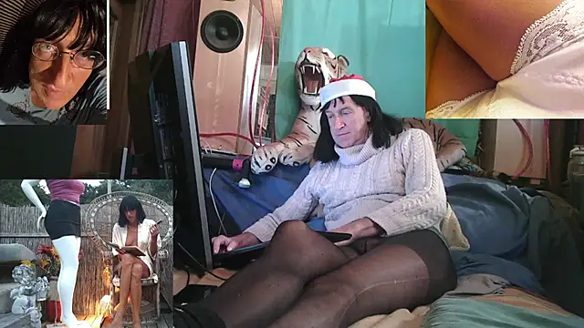 sissidomination (Ask my age) - i show my cute titties