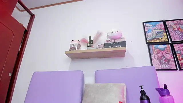 Carolina_Burninng webcam