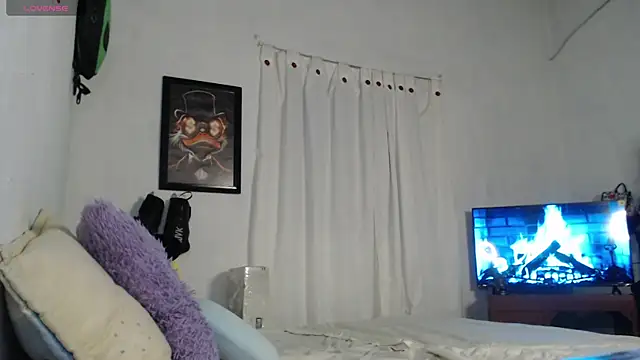 MARIELSINS_1111 webcam