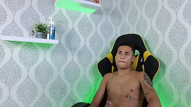 The_big_twink_x webcam