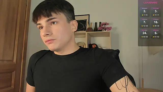 mystic_evan (M twink) - cum show