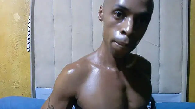 MufasaKingTee webcam