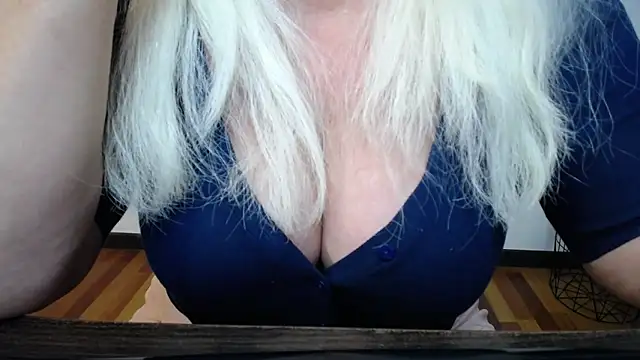 BlondyLeeBest webcam